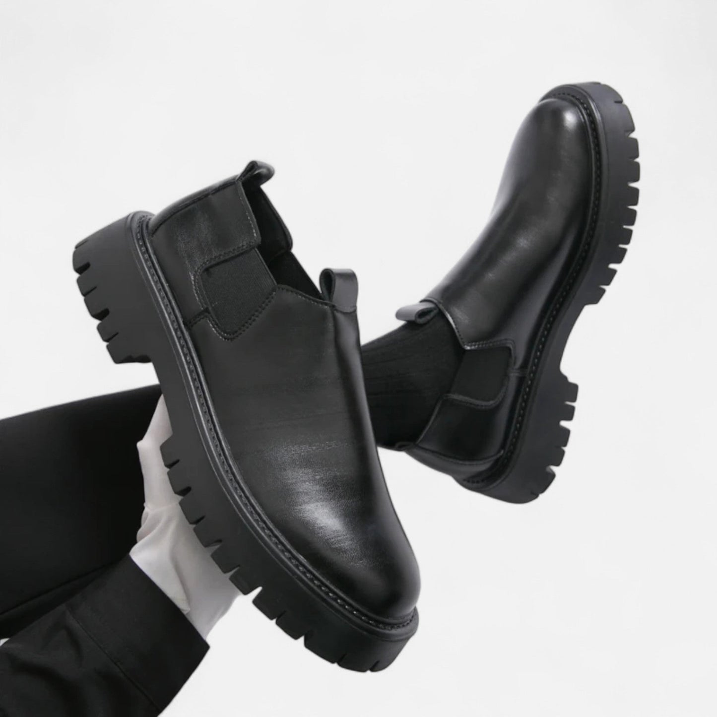 Men’s Leather Shoes with Thick Sole – Bold Presence, Refined Elegance