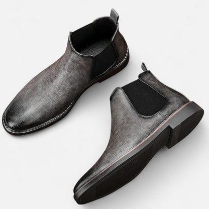 Men’s Classic Chelsea Boots – Timeless British Elegance