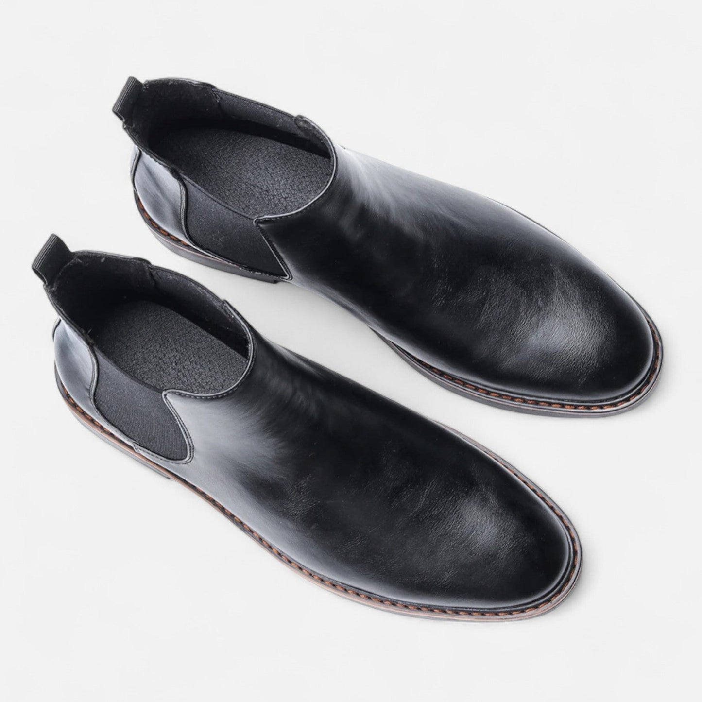 Men’s Classic Chelsea Boots – Timeless British Elegance